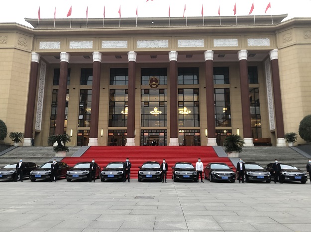 蜀道傳媒公司連續(xù)8年高質(zhì)量保障省人代會用車服務(wù).jpg