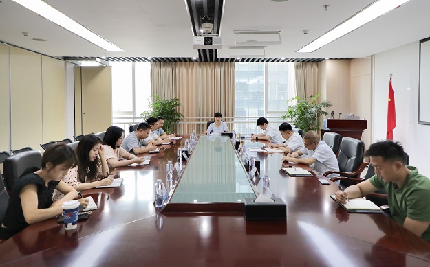 1687658806882461.jpg 殷總講廉潔黨課照片.jpg