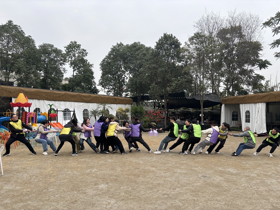 1710899145503317.jpg 拔河.jpg