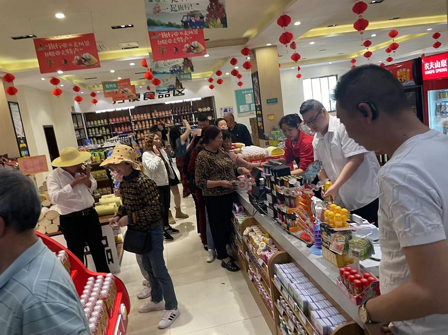 1712470447546238.jpg 高橋1.jpg