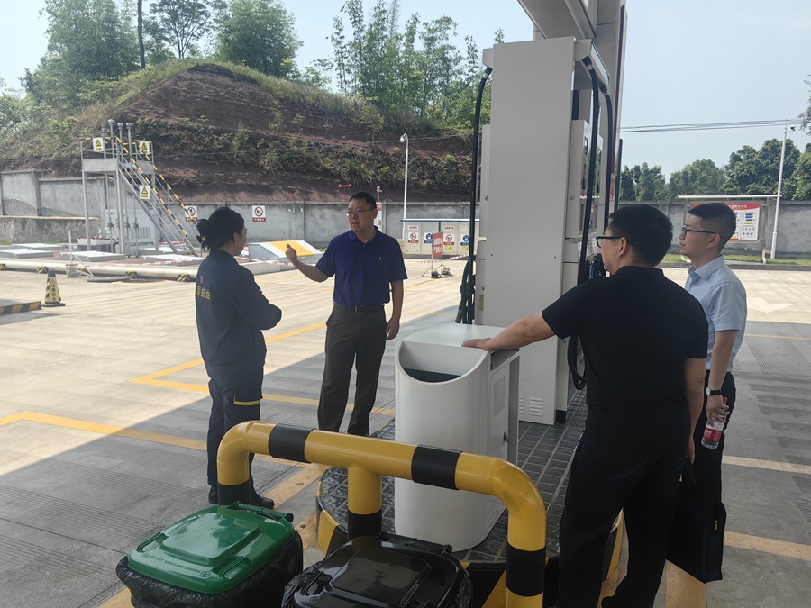 1716273329529947.jpg 鄧總.jpg