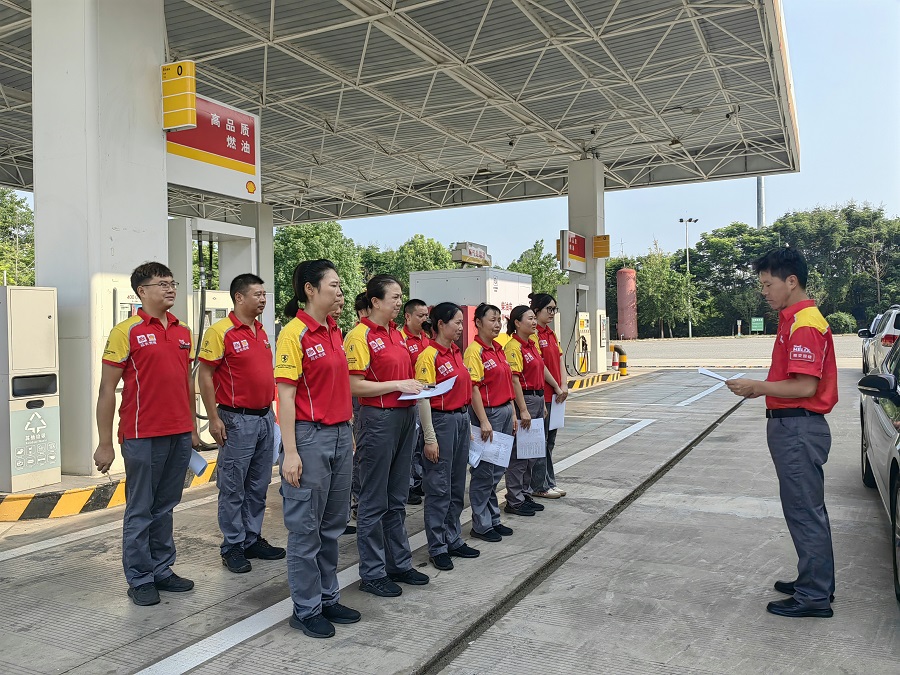 1725267347221621.jpg 蜀交國儲公司開展加油站全員實操技能培訓.jpg