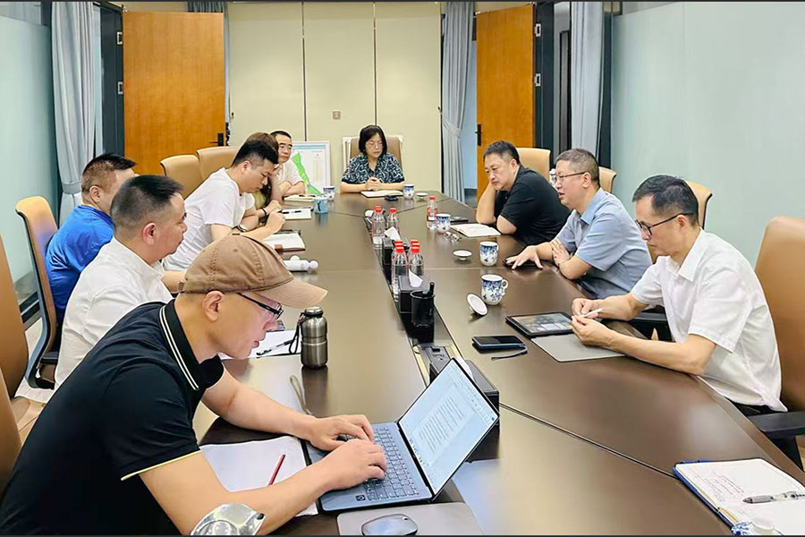 1757902446843726.jpg 900座談.jpg